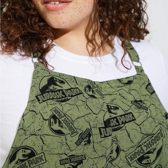 ❤️NWT TORRID SHORTALL JURASSIC PARK DINOSAUR WORLD ROMPER - POCKETS - PLUS SIZE - Picture 5 of 12